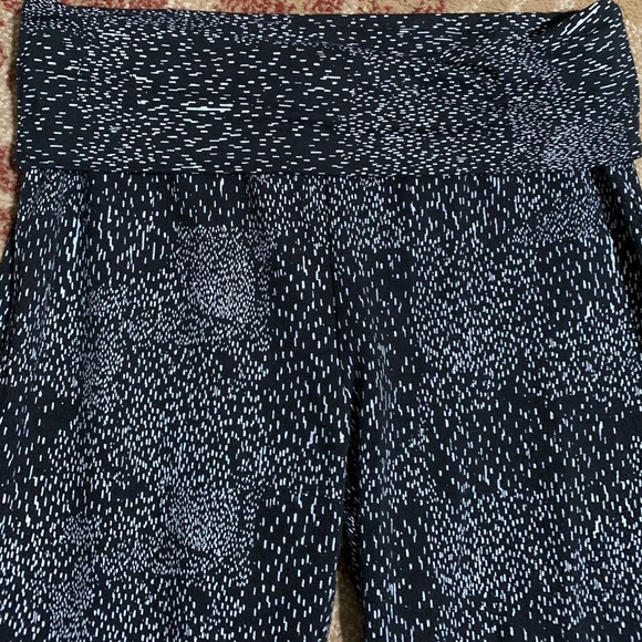 Fabletics Hamilton Foldover Terry pants - Picture 6 of 10